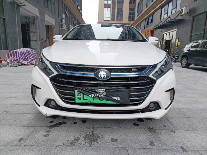 中山17年比亚迪秦1