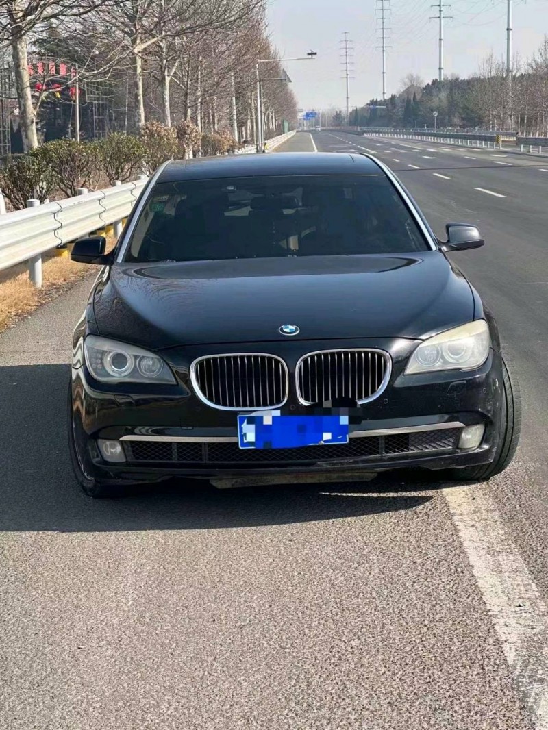 枣庄09年宝马7系1