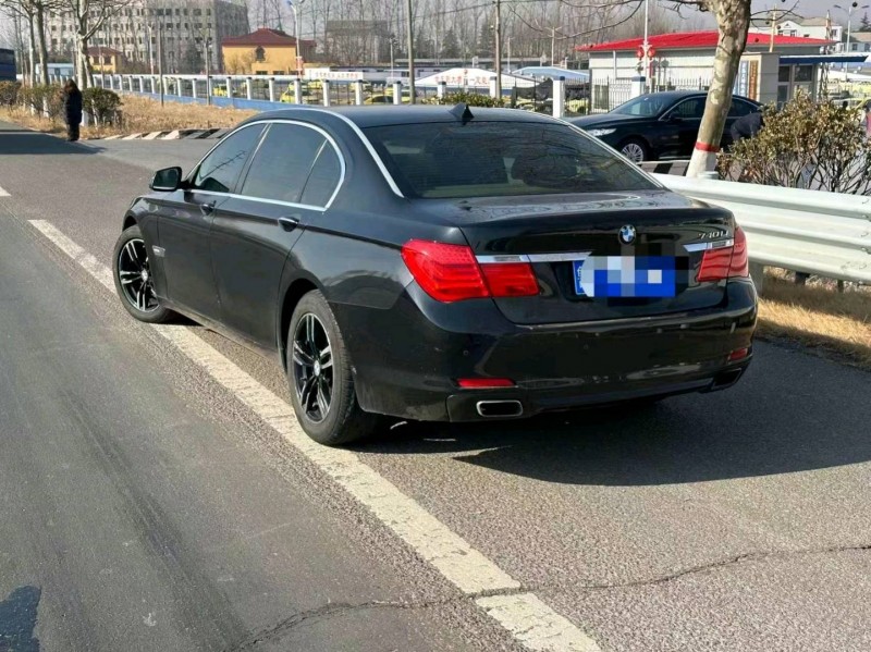 枣庄09年宝马7系6