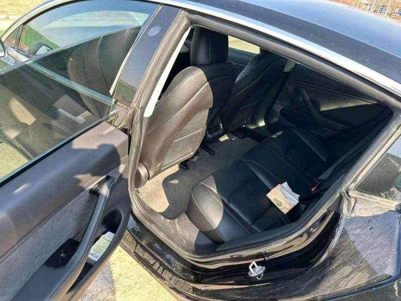 枣庄19年特斯拉MODEL 38