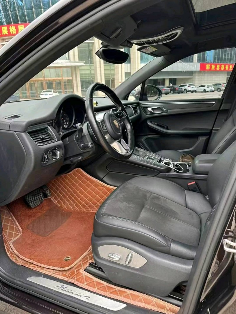 邯郸16年保时捷Macan4