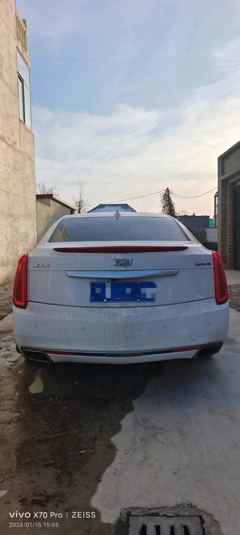 邯郸17年凯迪拉克XTS8