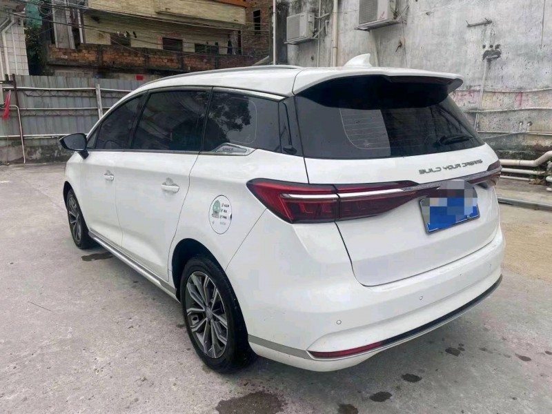 汕头21年比亚迪宋MAX4