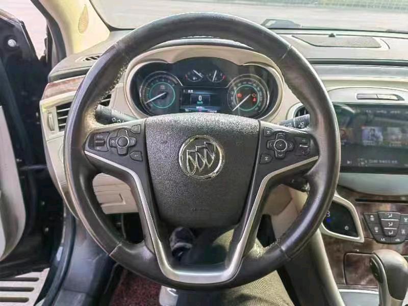 东营17年别克君越6