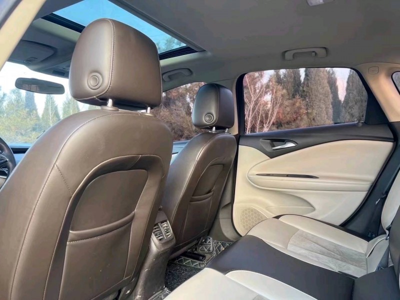 枣庄17年别克威朗6