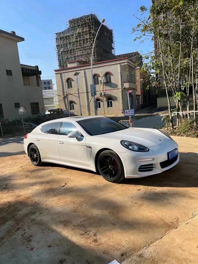 珠海15年保时捷帕拉梅拉3