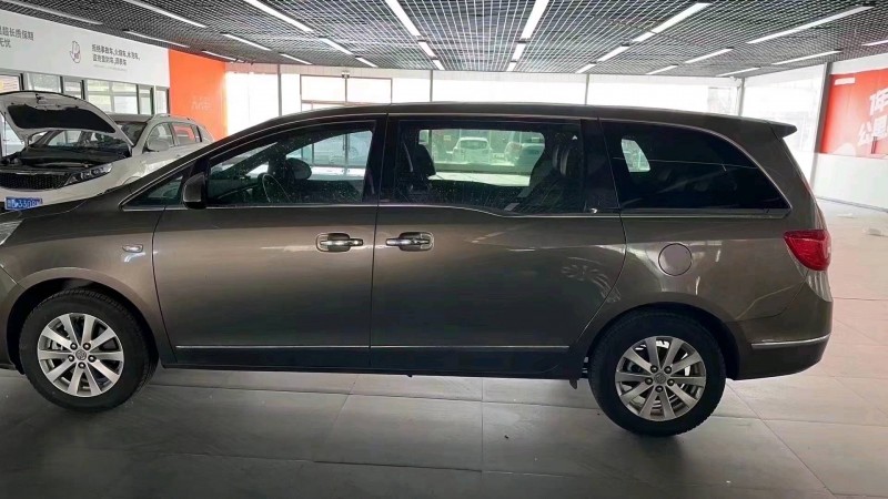 青岛18年别克GL82