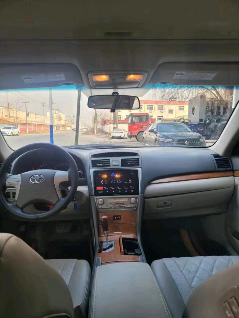 保定10年丰田凯美瑞8