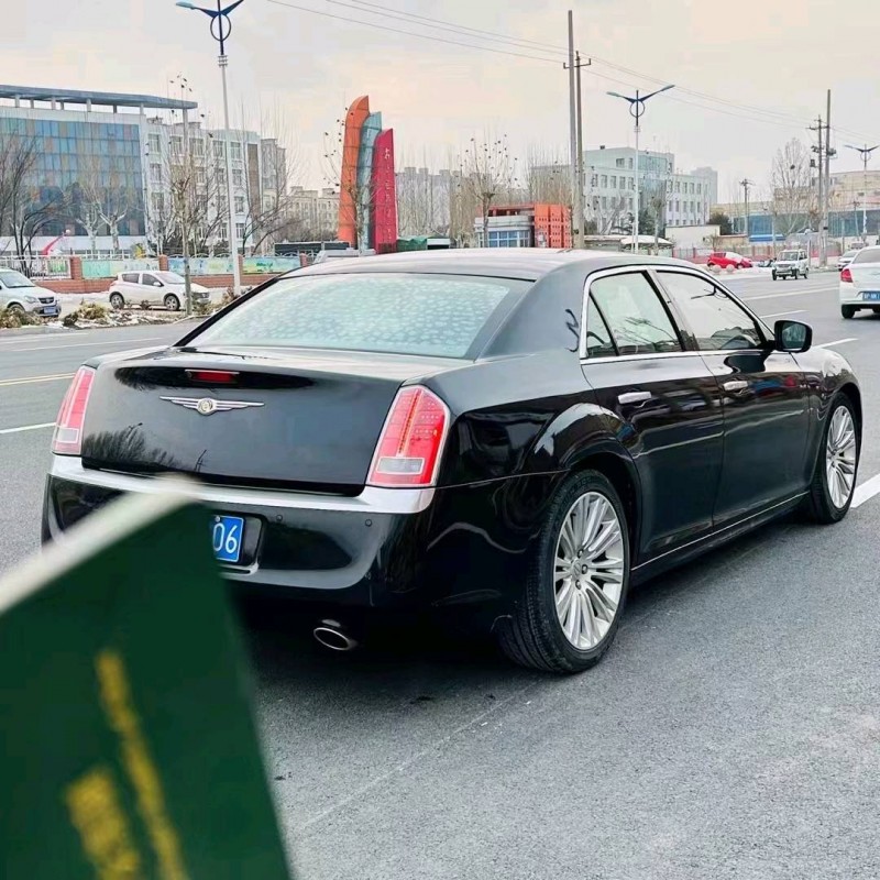 淄博15年克莱斯勒300C7