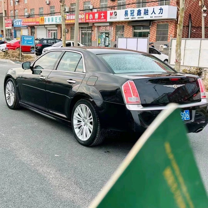 淄博15年克莱斯勒300C9