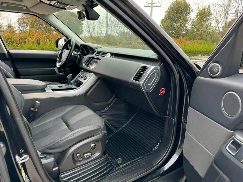 盐城16年路虎揽胜运动5