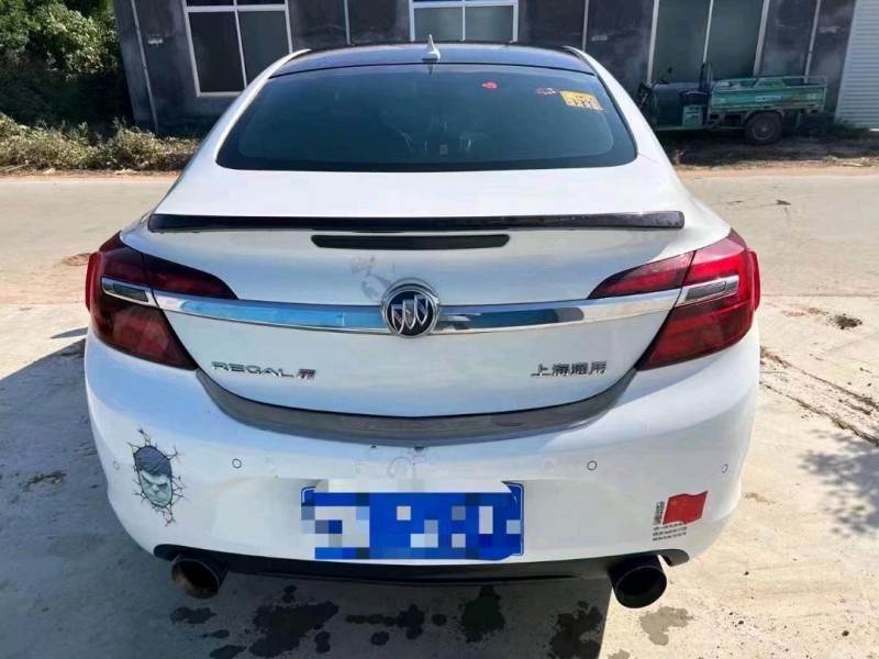 枣庄15年别克君威2