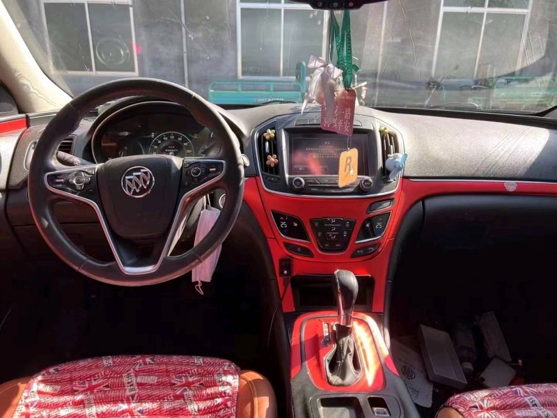 枣庄15年别克君威8