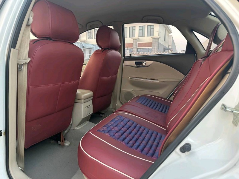 徐州17年别克凯越5