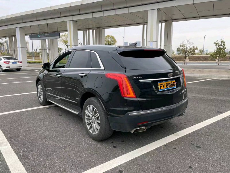 广州18年凯迪拉克XT57