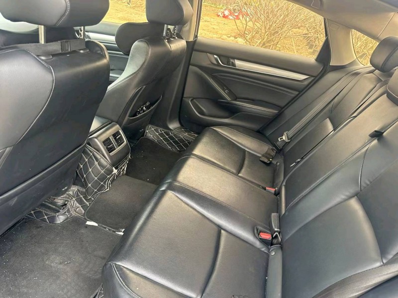 广州19年本田雅阁8