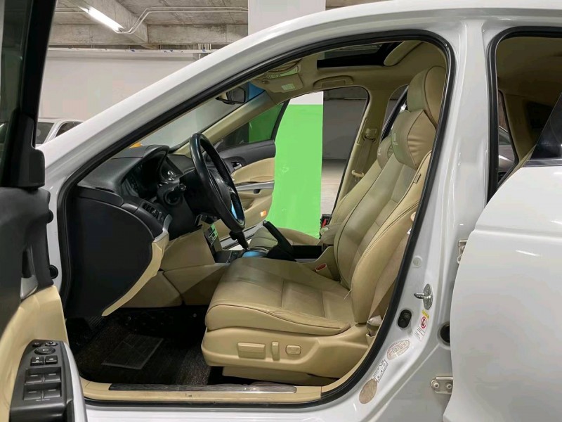 广州14年本田歌诗图4