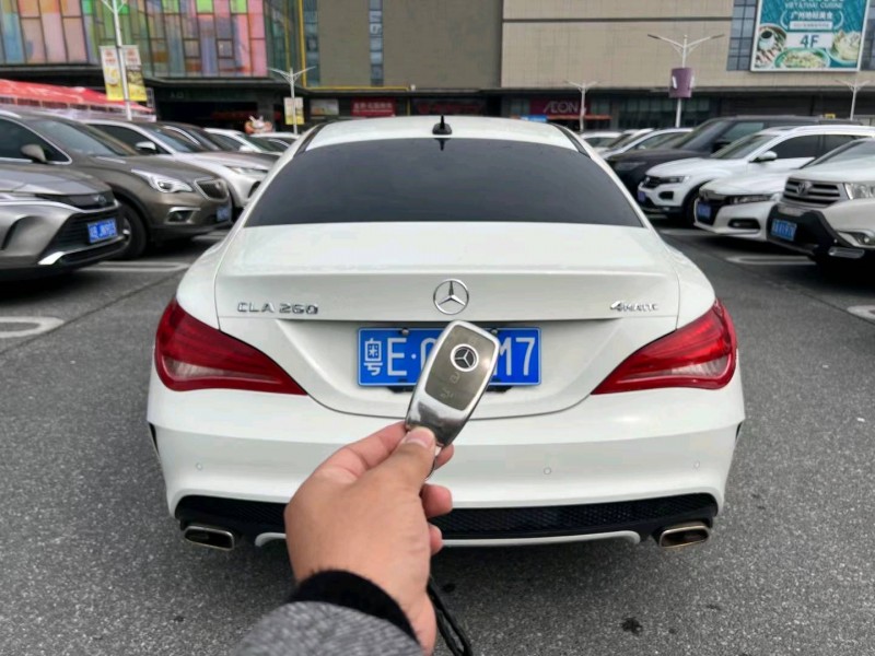 广州15年奔驰CLA9