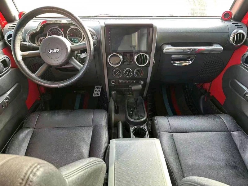 枣庄10年Jeep牧马人5