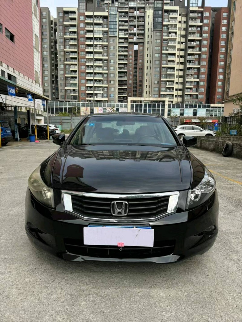 广州09年本田雅阁1
