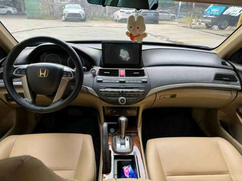 广州09年本田雅阁7