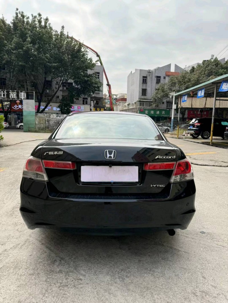 广州09年本田雅阁9