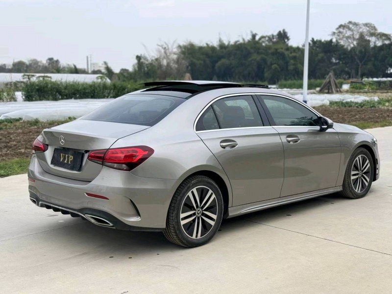 广州19年奔驰A7