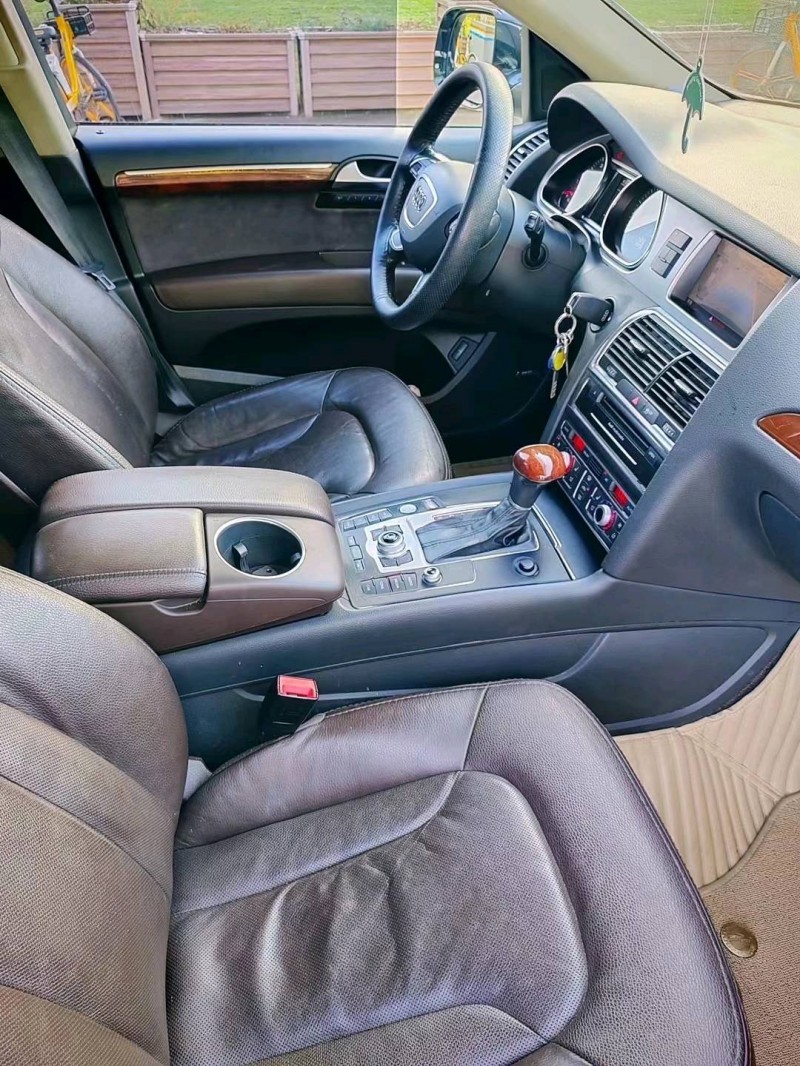 北京13年奥迪Q74