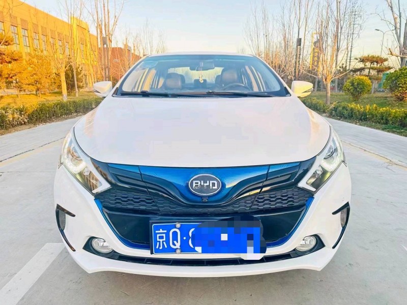 北京17年比亚迪秦1