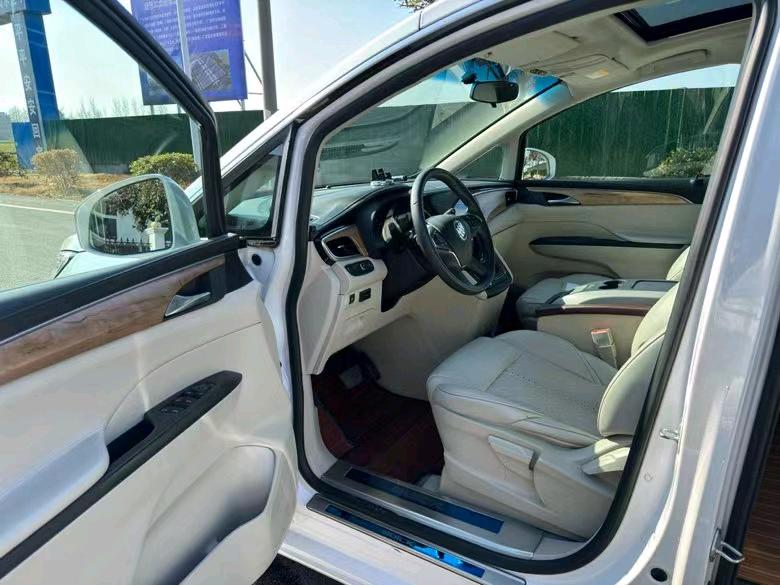 盐城19年别克GL86