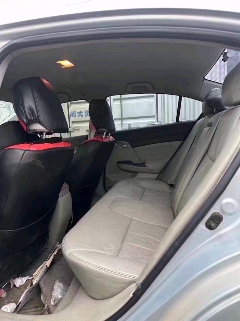 青岛11年本田思域6