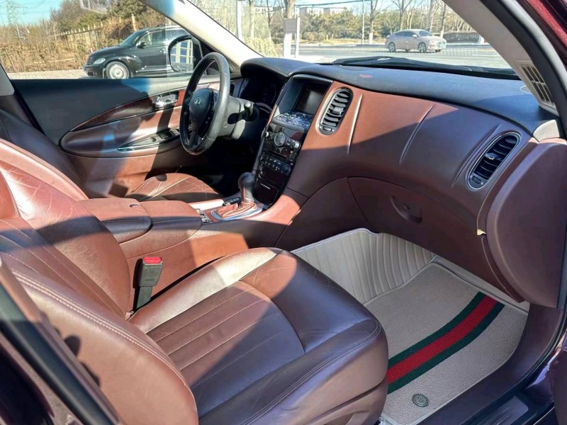 北京12年英菲尼迪EX256