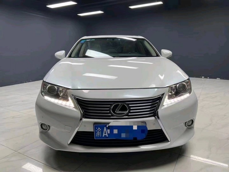 成都14年雷克萨斯ES1