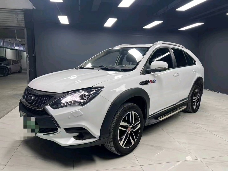 成都16年比亚迪唐2