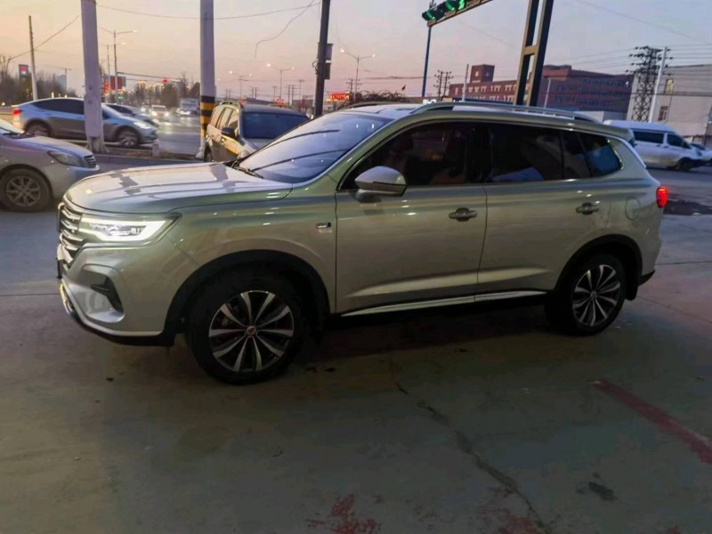 保定20年荣威RX52