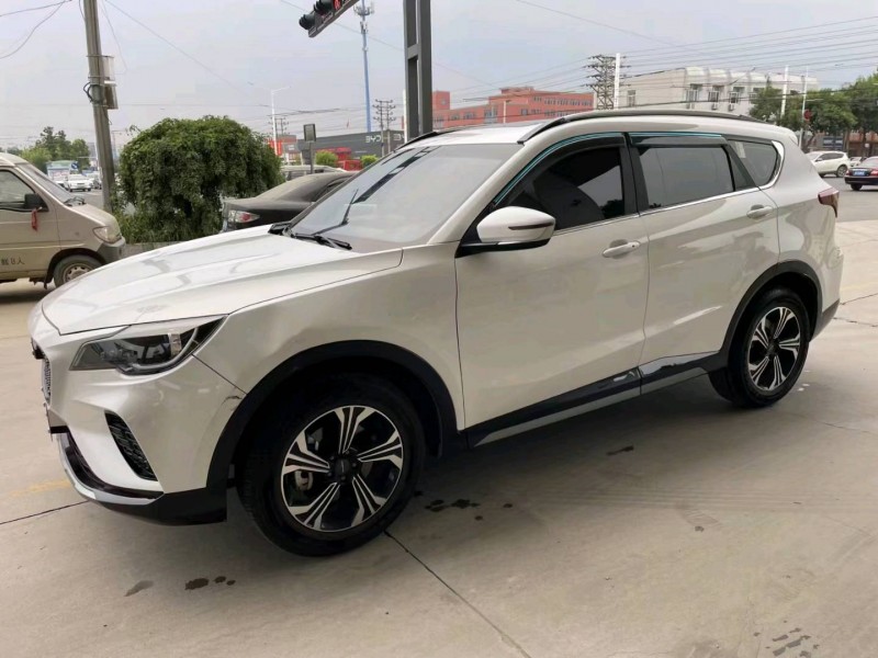 保定23年东南汽车DX83