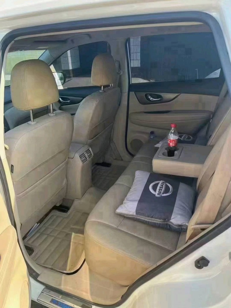 邯郸14年日产奇骏9