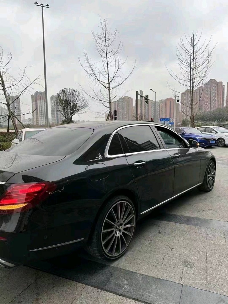 重庆19年奔驰E5