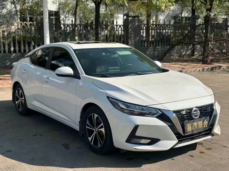 桂林21年日產軒逸3