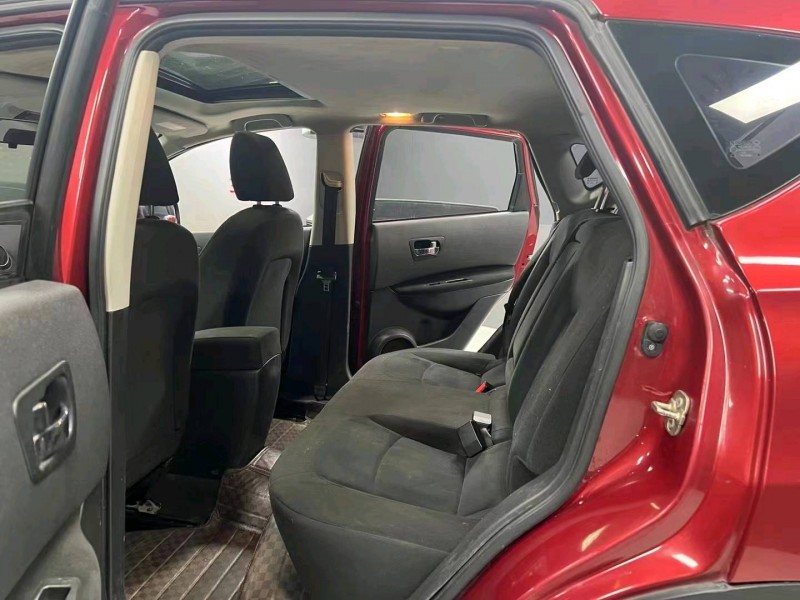 成都15年日产逍客7