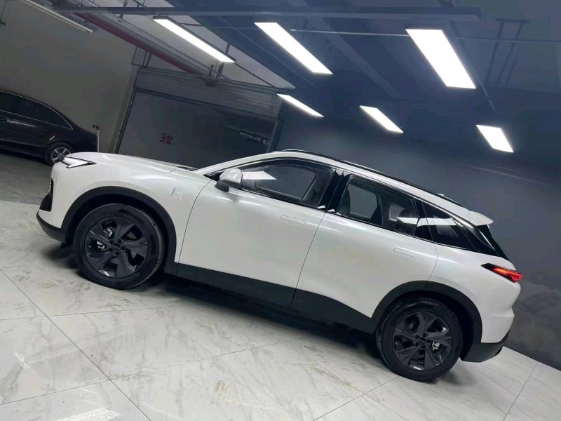 成都23年北汽制造魔方3