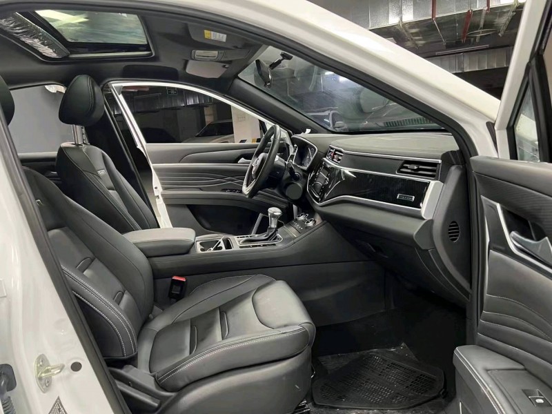 成都23年东风风光4