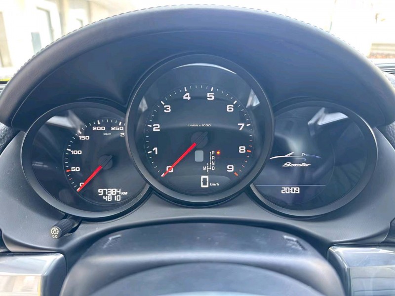 济宁16年保时捷Boxster5