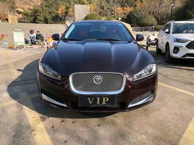 济宁13年捷豹XF1