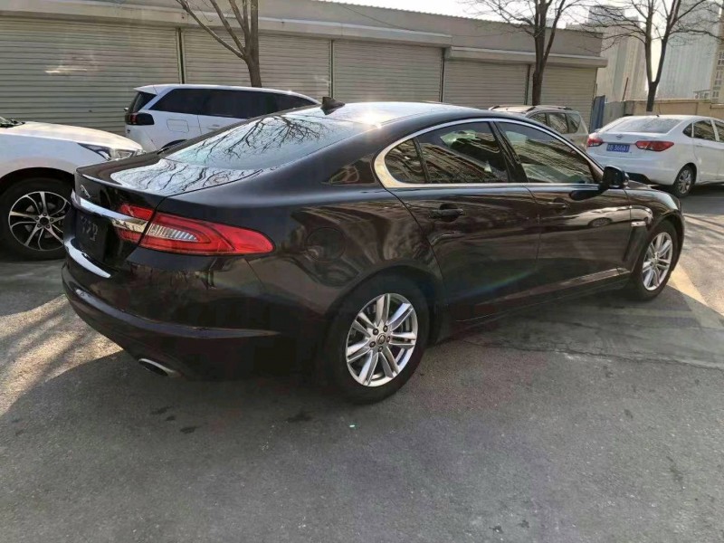 济宁13年捷豹XF4