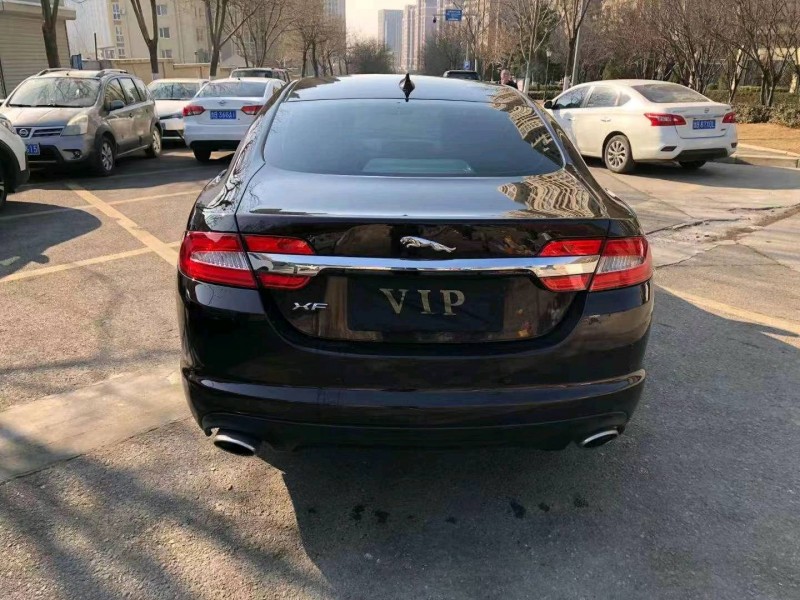 济宁13年捷豹XF6