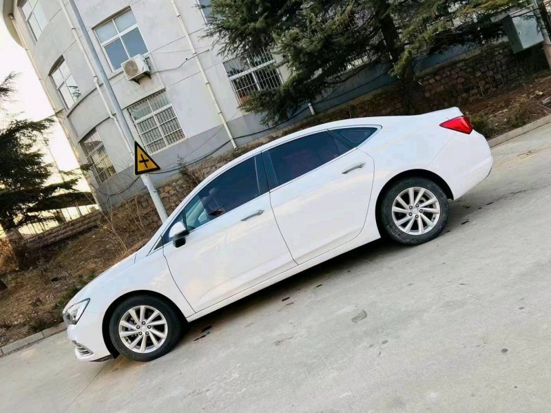 枣庄17年别克威朗3