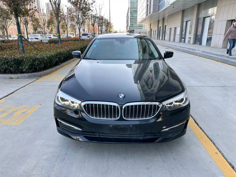 济宁18年宝马5系1