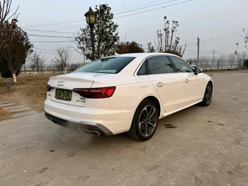 徐州23年奥迪A4L7