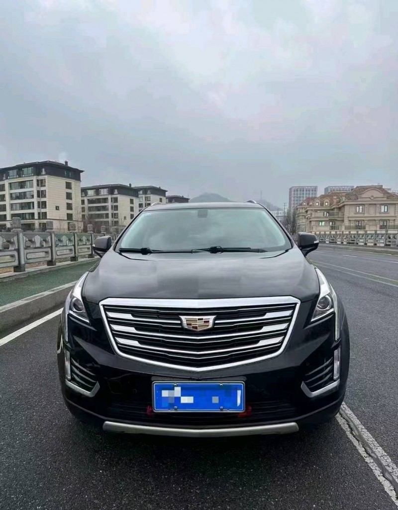 枣庄17年凯迪拉克XT51
